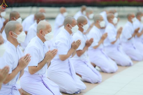 ภาพ No.51020:ประมวลภาพพิธีบรรพชาอุปสมบท โครงการบรรพชาอุปสมบทหมู่ รุ่นวันครูวิชชาธรรมกาย ปีพุทธศักราช 2565