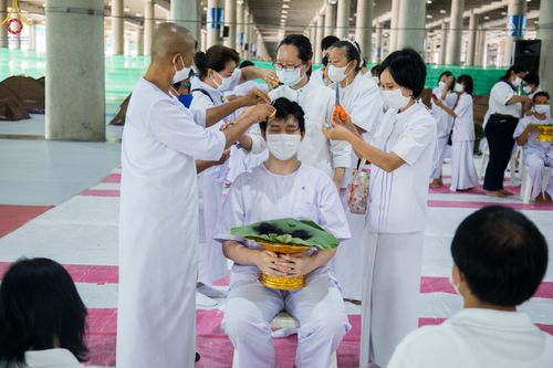 ภาพ No.47478:ประมวลภาพพิธีตัดปอยผม โครงการบรรพชาอุปสมบทหมู่ รุ่นเข้าพรรษา 2565