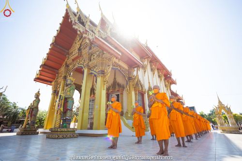 ภาพ No.40192:พิธีตัดปอยผม ปลงผม ขอขมารับผ้าไตรและพิธีบรรพชา ในโครงการอุปสมบท บูชาธรรมมหาปูชนียาจารย์ ประจำปี 2564 ชุดที่ 10