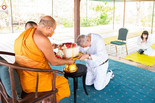 ภาพ No.43699:เมืองโบราณ ร่วมกับกองนครหลวง 6 จัดพิธีบรรพชาถวายเป็นพุทธบูชา