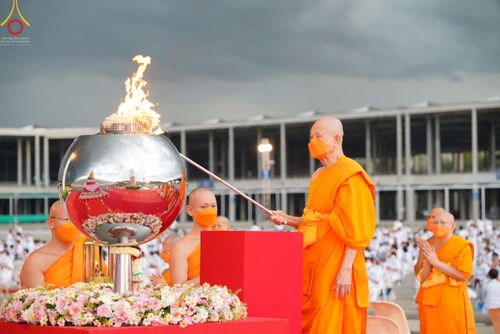 ภาพ No.52558:ประมวลภาพวันคล้ายวันเกิดครบรอบ 138 ปี พระมงคลเทพมุนี (สด จนฺทสโร) พระผู้ปราบมาร ชุดที่ 2