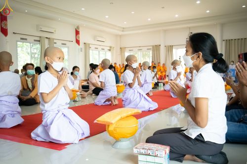 ภาพ No.44851:ประมวลภาพพิธีบรรพชา ในโครงการบรรพชาสามเณรฟื้นฟูพระพุทธศาสนาทั่วไทย ณ ศูนย์อบรมเยาวชนบางปะหัน