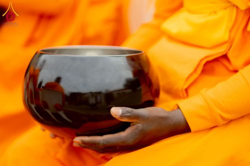 ภาพ No.232991:วันอาทิตย์ 29 มิถุนายน พ.ศ. 2568 กิจกรรมอบรมธรรมทายาทแอฟริกาใต้  ปฏิบัติธรรมสร้างสันติสุขภายใน แสงแห่งพุทธธรรมสู่แผ่นดินแอฟริกาใต้ ณ บริเวณหน้าวัดพระธรรมกายโจฮันเนสเบิร์ก