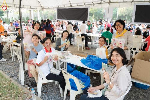 ภาพ No.111222:กิจกรรมงานวันเด็กแห่งชาติ รวมพลังเด็กเก่งและดี สร้างความดีสากล ปีที่ 6 ร่วมจัดโดย เทศบาลเมืองท่าโขลง พุทธสมาคมปทุมธานี องค์การบริหารส่วนตำบลคลองสาม ณ วัดพระธรรมกาย จ.ปทุมธานี วันที่ 13 มกราคม พ.ศ. 2567