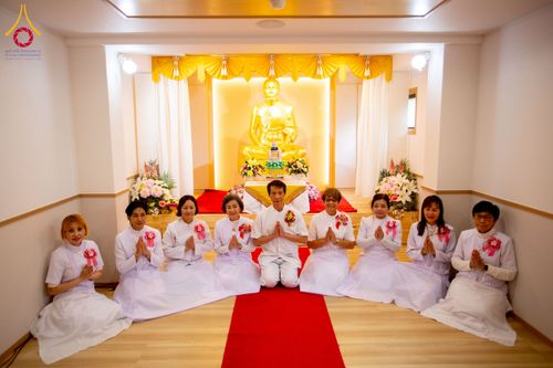 ภาพ No.221281:วันศุกร์ที่ 25 เมษายน พ.ศ. 2568 พิธีอัญเชิญรูปเหมือนพระมงคลเทพมุนี (สด จนฺทสโร) พระผู้ปราบมาร พิธีทอดผ้าป่าสามัคคี 25 ปี พิธีถวายสังฆทาน 15 วัด แด่เจ้าอาวาสภาคพื้นเอเชีย และแอฟริกา ในวาระครบ 25 ปี วัดพระธรรมกายโอซาก้า ประเทศญี่ปุ่น