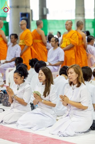 ภาพ No.230711:วันที่ 29 มิถุนายน พ.ศ.2568 พิธีตัดปอยผมและปลงผมนาคธรรมทายาท โครงการบรรพชาอุปสมบทหมู่ รุ่นเข้าพรรษา ณ วิหารคด วัดพระธรรมกาย