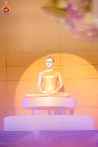 ภาพ No.134036:พิธีบูชาข้าวพระ  ในวันอาทิตย์ต้นเดือนที่ 7 เมษายน พ.ศ. 2567 ณ วัดพระธรรมกาย จ.ปทุมธานี