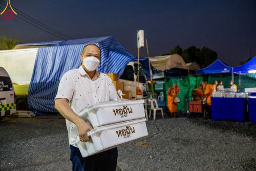 ภาพ No.115050:พิธีถวายภัตตาหารเป็นสังฆทาน แด่คณะพระธรรมยาตรา ปีที่ 12 วันที่ 19 มกราคม พ.ศ. 2567 ณ วัดโบสถ์(บน) บางคูเวียง จ.นนทบุรี