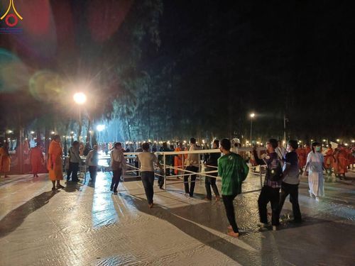 ภาพ No.108254:V.5 ทุ่มพลัง การเตรียมงาน เก็บงาน การรับบุญของเจ้าหน้าที่หน่วยงานต่างๆ เพื่อโครงการธรรมยาตรา กตัญญูบูชามหาปูชนียาจารย์ พระมงคลเทพมุนี (สด จนฺทสโร) พระผู้ปราบมาร อนุสรณ์สถาน 7 แห่ง ปีที่ 12 ระหว่างวันที่ 2 - 31 มกราคม พ.ศ. 2567