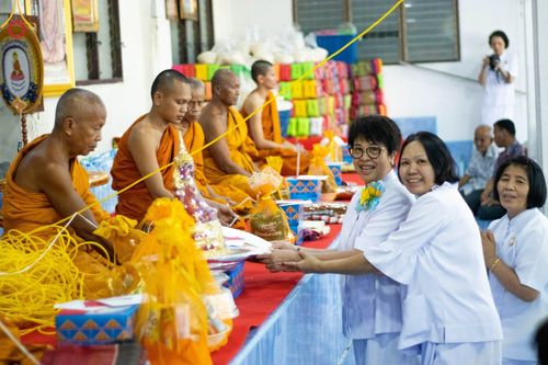 ภาพ No.92990:พิธีทอดกฐินสามัคคีทั่วไทย 5,000 วัด โดยคณะศิษยานุศิษย์วัดพระธรรมกาย น้อมบูชาธรรม 79 ปี หลวงพ่อธัมมชโย ณ วัดทรงศิรินาวาส จ.บุรีรัมย์ วันที่ 8 พฤศจิกายน พ.ศ.2566