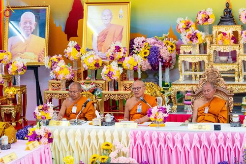 ภาพ No.87997:การลงพื้นที่ตรวจเยี่ยมและติดตามผลการดำเนินงาน โครงการสร้างความปรองดองสมานฉันท์ โดยใช้หลักธรรมทางพระพุทธศาสนา "หมู่บ้านรักษาศีล5" จังหวัดปทุมธานี