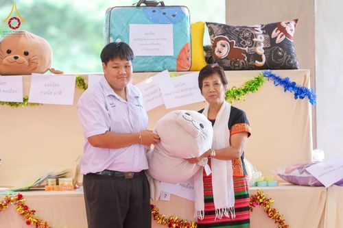 ภาพ No.184298:วันรวมพลังเด็กดี V-Star ผู้นำฟื้นฟูศีลธรรมโลก ประจำปี 2567 ณ ธุดงคสถานพิษณุโลก ต.วังนกแอ่น อ.วังทอง จ.พิษณุโลก วันที่ 13 ธันวาคม พ.ศ. 2567