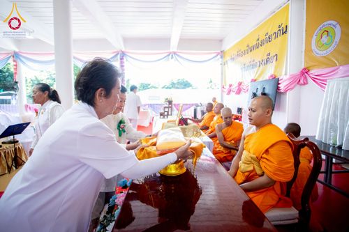 ภาพ No.274622:วันอาทิตย์ที่ 23 พฤศจิกายน พ.ศ. 2568 พิธีทอดผ้าป่าสามัคคี เพื่อระดมทุนสร้างกุฏิที่พักสามเณร ณ ศูนย์ปฏิบัติธรรมสวนผึ้ง จ.ราชบุรี