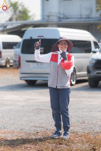 ภาพ No.202960:V.51 สารพัดV สารพัดดี ที่คลองบางนางแท่น ในโครงการธรรมยาตรา กตัญญูบูชา มหาปูชนียาจารย์ พระมงคลเทพมุนี(สด จนฺทสโร) พระผู้ปราบมาร อนุสรณ์สถาน 7 แห่ง ปีที่ 13 ระหว่างวันที่ 2-31 มกราคม พ.ศ. 2568