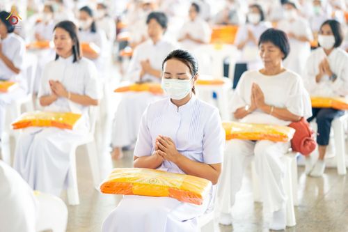 ภาพ No.91147:พิธีร่วมบุญกฐินสัมฤทธิ์ปีที่ 16 และกฐินสมทบวัดกัลยาณมิตรทั้งภายใน และต่างประเทศปีที่ 6 ณ บ้านแก้วเรือนทองคุณยายฯ วัดพระธรรมกาย วันเสาร์ที่ 21 ตุลาคม พ.ศ. 2566