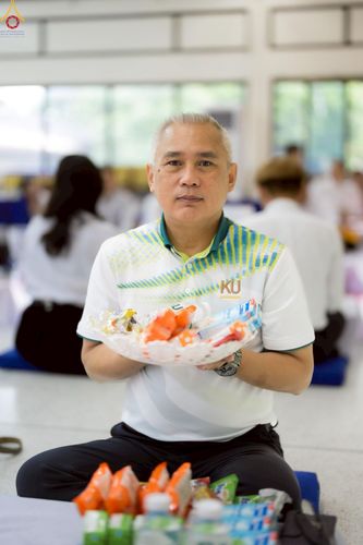 ภาพ No.243051:วันพฤหัสบดีที่ 4 กันยายน พ.ศ. 2568 เวลา 07.00-08.15 น. มหาวิทยาลัยเกษตรศาสตร์ กำแพงแสน ร่วมทำบุญตักบาตร Freshy KU85 พระสงฆ์ 85 รูป