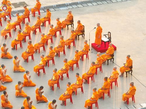 ภาพ No.102268:พระธรรมทายาทในโครงการอุปสมบทหมู่ บูชาธรรมมหาปูชนียาจารย์ ร่วมปฏิบัติธรรม ถ่ายภาพหมู่ประวัติศาสตร์ และรับฟังโอวาทจากหลวงพ่อทัตตชีโว ณ ลานธรรม พระมหาธรรมกายเจดีย์ วัดพระธรรมกาย วันที่ 15 ธันวาคม พ.ศ. 2566