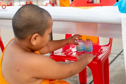 ภาพ No.218775:วันศุกร์ที่ 18 เมษายน พ.ศ. 2568 การเตรียมงานในลานธรรม , พระมหาธรรมกายเจดีย์ เพื่องานวันคุ้มครองโลก 22 เมษายน พ.ศ. 2568