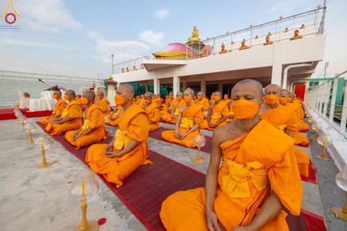 ภาพ No.119155:พิธีจุดประทีปถวายเป็นพุทธบูชา และบูชาธรรมมหาปูชนียาจารย์ พระมงคลเทพมุนี(สด จนฺทสโร) ในโครงการธรรมยาตราฯ วันที่ 26 มกราคม พ.ศ. 2567 ณ อาคารธรรมยาตรา กตัญญูบูชามหาปูชนียาจารย์ ตรงข้ามวัดปากน้ำภาษีเจริญ จ.กรุงเทพมหานคร