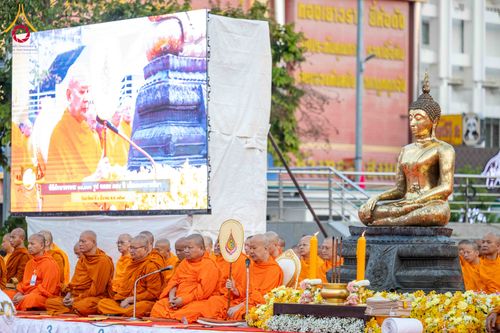 ภาพ No.312711:วันอาทิตย์ที่ 8 มีนาคม พ.ศ.2569 ทำบุญเมืองนครราชสีมา 558 ปี ตักบาตรพระ 10,000 รูป (ภาพชุดที่ 2)