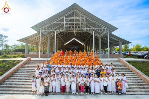 ภาพ No.181526:พิธีขอขมาผู้ปกครอง, พิธีมอบบาตรผ้าไตร, พิธีบรรพชาสามเณร โดยพระครูวิบูลย์เจติยาทร รองเจ้าคณะจังหวัดลำพูน ณ ธุดงคสถานลำพูน ต.เหล่ายาว  อ.บ้านโฮ่ง จ.ลำพูน วันที่ 5 ธันวาคม พ.ศ. 2567