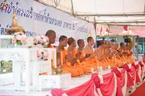 ภาพ No.137054:พิธีทอดผ้าป่าโครงสร้างเหล็กค้ำฟ้ามหามงคล อาคาร 80 ปี หลวงพ่อธัมมชโย ณ ศูนย์ปฏิบัติธรรมวิหารแดง ต.เจริญธรรม อ.วิหารแดง จ.สระบุรี วันที่ 19 พฤษภาคม พ.ศ. 2567