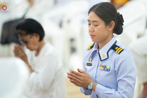 ภาพ No.101129:พิธีอุปสมบทหมู่ ในโครงการอุปสมบทบูชาธรรม มหาปูชนียาจารย์ พ.ศ. 2566 ณ วัดท่าเกวียน อำเภอพนมสารคาม จังหวัดฉะเชิงเทรา วันที่ 5 ธันวาคม พ.ศ. 2566