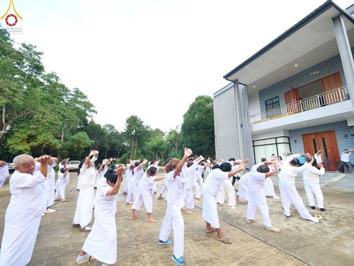 ภาพ No.157554:โครงการ อุบาสกแก้ว อุบาสิกาแก้ว รุ่นที่ 3 ตัวแทนทอดกฐินสามัคคีทั่วไทย 30,000 วัด ระหว่างวันที่ 20-22 กันยายน พ.ศ. 2567 ณ ศูนย์ปฏิบัติธรรมจันทบุรี