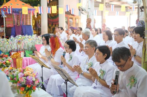 ภาพ No.168872:พิธีทอดกฐิน ณ วัดบ้านน้ำอ้อม จ.บุรีรัมย์ ในโครงการกฐินสามัคคีทั่วไทย 30,000 วัด บูชาธรรม 80 ปี หลวงพ่อธัมมชโย โดยคณะศิษยานุศิษย์วัดพระธรรมกาย วันที่ 23 ตุลาคม พ.ศ. 2567