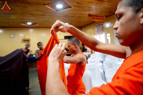 ภาพ No.225569:วันที่ 1 พฤษภาคม พ.ศ. 2568 พิธีเปิดโครงการ สยาม-ลังกา ธรรมยาตรา ฉลองเทศกาลวิสาขบูชาแห่งชาติ ศรีลังกา  และ บูชาธรรม 81 ปี หลวงพ่อธัมมชโย