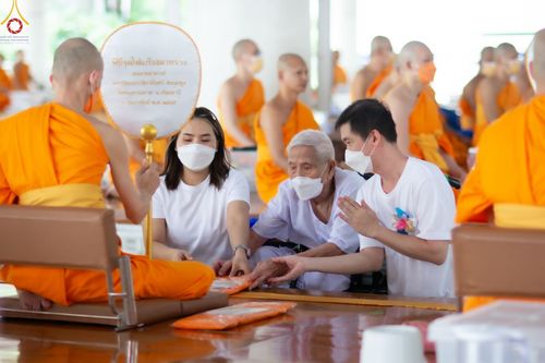 ภาพ No.87679:พิธีบุพเปตพลี  ครั้งที่ 140 ร่วมอุทิศบุญแด่หมู่ญาติที่ล่วงลับไปแล้ว และสืบทอดอายุพระพุทธศาสนา วันพฤหัสบดีที่ 14 กันยายน พ.ศ.2566 วันพระแรม 14 ค่ำ เดือน 9 ณ หอฉันคุณยายอาจารย์ฯ วัดพระธรรมกาย