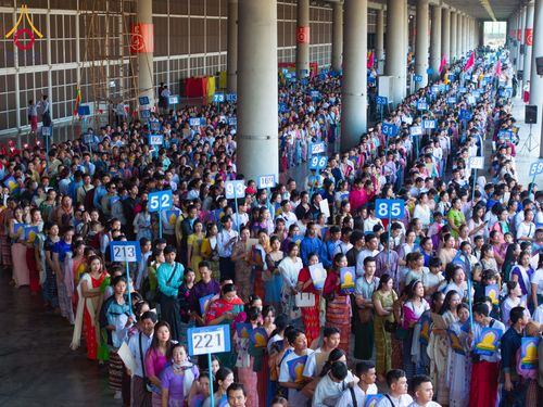 ภาพ No.178188:พิธีทอดผ้าป่าไทย-เมียนมา ครั้งที่ 7 วันอาทิตย์ที่ 1 ธันวาคม พ.ศ.2567 ณ สภาธรรมกายสากล  พระมหาธรรมกายเจดีย์ วัดพระธรรมกาย จ.ปทุมธานี