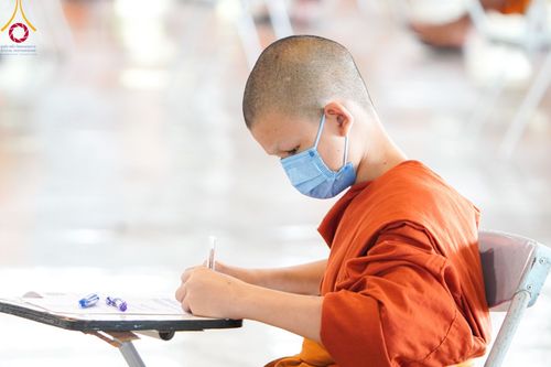 ภาพ No.100210:พิธีสอบธรรมสนามหลวง นักธรรมชั้นโท-เอก วันที่ 29 พฤศจิกายน - 2 ธันวาคม พุทธศักราช 2566 ณ สนามสอบวัดพระธรรมกาย จ.ปทุมธานี