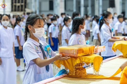 ภาพ No.89651:อบรมเชิงปฏิบัติการจัดกิจกรรมทอดกฐินสัมฤทธิ์ และพิธีมอบผ้าไตรประธานกฐินสัมฤทธิ์เด็กดี V-Star ประจำปีพุทธศักราช 2566  วันเสาร์ที่ 9 กันยายน พ.ศ. 2566 ณ สภาธรรมกายสากล วัดพระธรรมกาย จ.ปทุมธานี