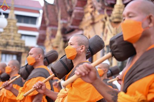 ภาพ No.127944:คณะพระธรรมยาตราฯ ปฎิบัติธรรมและถ่ายภาพหมู่ประวัติศาสตร์ ณ ลานหน้าพระปรางค์สามยอด วัดโคกสมานคุณ อ.หาดใหญ่ จ.สงขลา วันเสาร์ที่ 9 มีนาคม พ.ศ. 2567