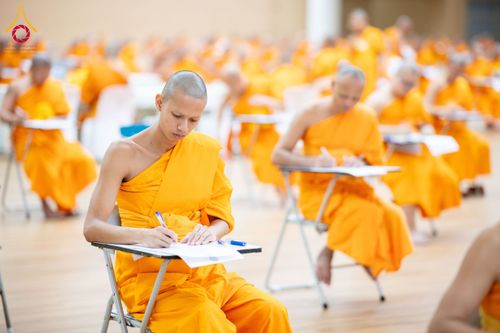 ภาพ No.177786:พิธีสอบธรรมสนามหลวง นักธรรมชั้นโท-เอก  ระหว่างวันที่ 17-20 พฤศจิกายน พ.ศ. 2567 ณ สนามสอบวัดพระธรรมกาย ปทุมธานี