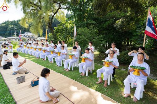 ภาพ No.147419:พิธีตัดปอยผม ขอขมา มอบบาตร ผ้าไตร โครงการปฐมอุปสมบท สมโภชอุโบสถ บูชาธรรม 80 ปี หลวงพ่อธัมมชโย ณ วัดพระธรรมกายโทชิหงิ ประเทศญี่ปุ่น วันพฤหัสบดีที่ 8 สิงหาคม พ.ศ. 2567