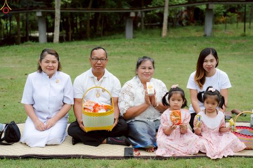 ภาพ No.234206:พิธีมุทิตาสักการะ "พระสิริรัตนเมธี" เจ้าคณะจังหวัดเลย ,พิธีถวายไทยธรรม ๙ วัด และพิธีทอดผ้าป่าเพื่อสร้างทุกสิ่ง  ในวาระทำบุญครบรอบ ๑๐ ปี ณ ศูนย์ปฏิบัติธรรมแก้วภูเรือ อ.ภูเรือ จ.เลย