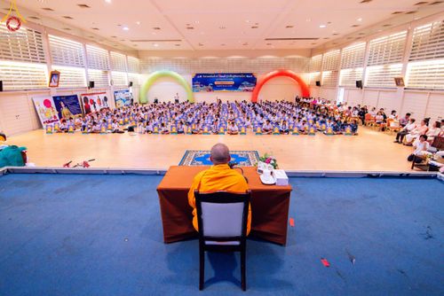 ภาพ No.103630:วันรวมพลังเด็กดี V-star ผู้นำฟื้นฟูศีลธรรมโลก จังหวัดสมุทรปราการ วันพุธที่ 20 ธันวาคม พ.ศ. 2566 ณ เมืองโบราณ จ.สมุทรปราการ