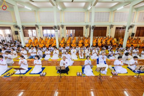 ภาพ No.196820:พิธีทอดผ้าป่าทำนุบำรุงศาสนสถาน ณ วัดโพธิ์เอน ต.บางขุนกอง อ.บางกรวย จ.นนทบุรี ในโครงการธรรมยาตรา กตัญญูบูชา มหาปูชนียาจารย์ พระมงคลเทพมุนี(สด จนฺทสโร) พระผู้ปราบมาร อนุสรณ์สถาน 7 แห่ง ปีที่ 13 วันที่ 17 มกราคม พ.ศ. 2568