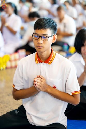 ภาพ No.150991:พิธีตักบาตร ในวันอาทิตย์ต้นเดือน วันที่ 1 กันยายน พ.ศ. 2567 ณ สภาธรรมกายสากล วัดพระธรรมกาย