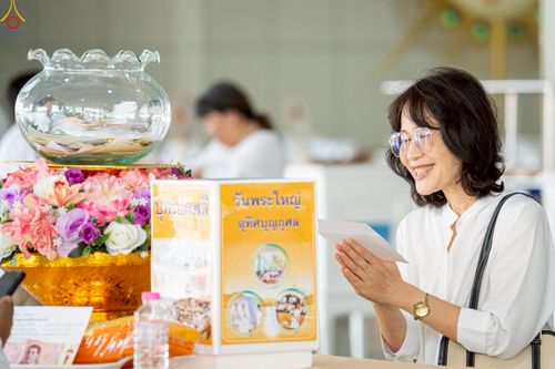 ภาพ No.247375:วันจันทร์ที่ 22 กันยายน พ.ศ. 2568 (วันพระ แรม 15 ค่ำ เดือน 10) พิธีบุพเปตพลี ครั้งที่ 170 ร่วมอุทิศบุญแด่หมู่ญาติที่ล่วงลับไปแล้ว และสืบทอดอายุพระพุทธศาสนา ณ หอฉันคุณยายอาจารย์ฯ วัดพระธรรมกาย