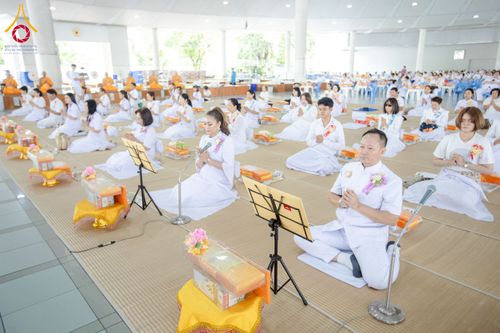 ภาพ No.265904:วันพุธที่ 5 พฤศจิกายน พ.ศ. 2568 (วันพระ ขึ้น 15 ค่ำ เดือน 12) พิธีบุพเปตพลี ครั้งที่ 172 ร่วมอุทิศบุญแด่หมู่ญาติที่ล่วงลับไปแล้ว และสืบทอดอายุพระพุทธศาสนา ณ หอฉันคุณยายอาจารย์ฯ วัดพระธรรมกาย