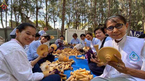 ภาพ No.106952:V.3 ตั้งใจ การเตรียมงาน เก็บงาน การรับบุญของเจ้าหน้าที่หน่วยงานต่างๆ เพื่อโครงการธรรมยาตรา กตัญญูบูชามหาปูชนียาจารย์ พระมงคลเทพมุนี (สด จนฺทสโร) พระผู้ปราบมาร อนุสรณ์สถาน 7 แห่ง ปีที่ 12 ระหว่างวันที่ 2 - 31 มกราคม พ.ศ. 2567