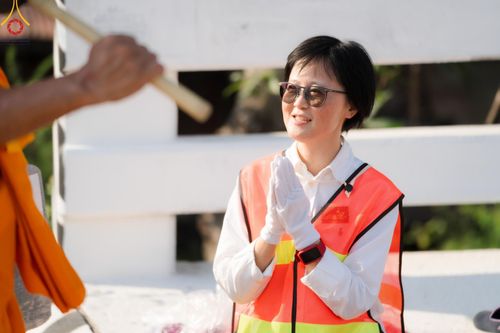 ภาพ No.111599:V.10 เก่งกล้า การเตรียมงาน เก็บงาน การรับบุญของเจ้าหน้าที่หน่วยงานต่างๆ เพื่อโครงการธรรมยาตรา กตัญญูบูชามหาปูชนียาจารย์ พระมงคลเทพมุนี (สด จนฺทสโร) พระผู้ปราบมาร อนุสรณ์สถาน 7 แห่ง ปีที่ 12 ระหว่างวันที่ 2 - 31 มกราคม พ.ศ.2567