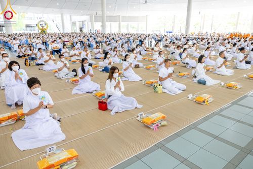 ภาพ No.100141:พิธีบุพเปตพลี  ครั้งที่ 143 วันที่ 27 พฤศจิกายน พ.ศ. 2566 วันพระ ขึ้น 15 ค่ำ เดือน 12 ณ หอฉันคุณยายอาจารย์ฯ วัดพระธรรมกาย