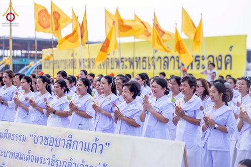 ภาพ No.224206:วันที่ 3-5 พฤษภาคม พ.ศ. 2568  กิจวัตร-กิจกรรมโครงการปฏิบัติธรรมอบรมศีลธรรม “บวชอุบาสิกาแก้ว” ถวายเป็นพระราชกุศล แด่พระบาทสมเด็จพระเจ้าอยู่หัว เนื่องในโอกาสมหามงคล “วันฉัตรมงคล” ณ วัดพระธรรมกาย อ.คลองหลวง จ.ปทุมธานี