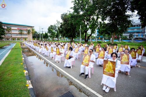 ภาพ No.239167:วันอาทิตย์ที่ 17 สิงหาคม พ.ศ. 2568 พิธีอัญเชิญรูปเหมือนพระมงคลเทพมุนี (สด จันทสโร) ณ ศาลากลางจังหวัดเลย ถึงลานพญานาค สวนสาธารณะกุดป่อง อ.เมือง จ.เลย