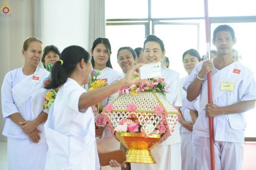 ภาพ No.246448:วันที่ 12-14 กันยายน พ.ศ. 2568 โครงการบวชอุบาสกแก้ว อุบาสิกาแก้ว รุ่นที่ 1 ผู้แทนทอดกฐินสามัคคีทั่วไทย 30,000 วัด จ.สระบุรี บูชาธรรม 81 ปี หลวงพ่อธัมมชโย ณ ศูนย์ปฏิบัติธรรมสระบุรี อ.พระพุทธบาท จ.สระบุรี