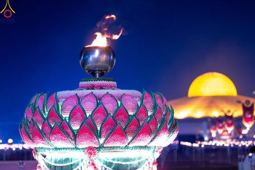 ภาพ No.208002:พิธีฉลองชัยชิตังเม สวดธัมมจักกัปวัตนสูตร ครบ 7,117,001,250 จบ ในวันมาฆบูชา วันพุธที่ 12 กุมภาพันธ์ พ.ศ. 2568 ณ วัดพระธรรมกาย จังหวัดปทุมธานี